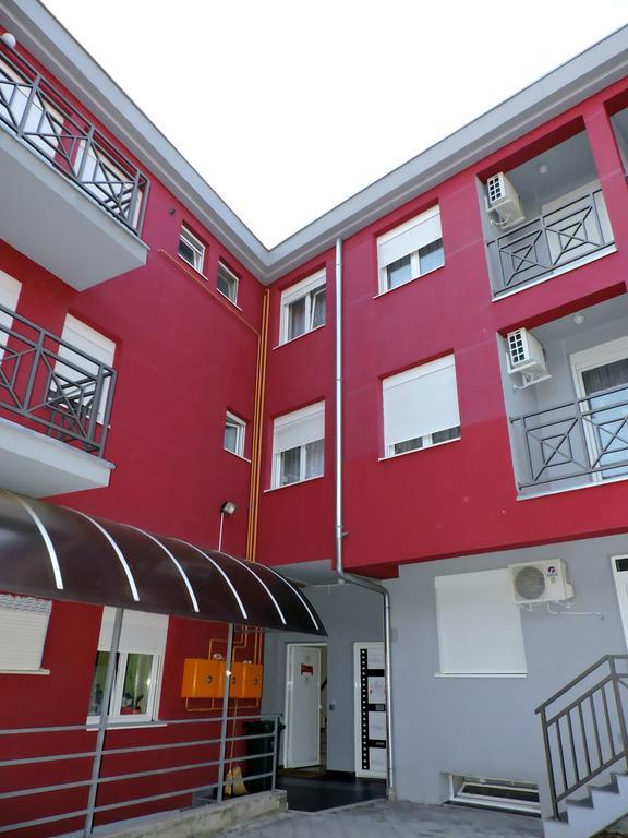 B&B Zmajevo Gnezdo 021 Sremska Kamenica Ngoại thất bức ảnh