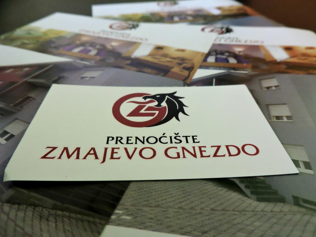 B&B Zmajevo Gnezdo 021 Sremska Kamenica Ngoại thất bức ảnh